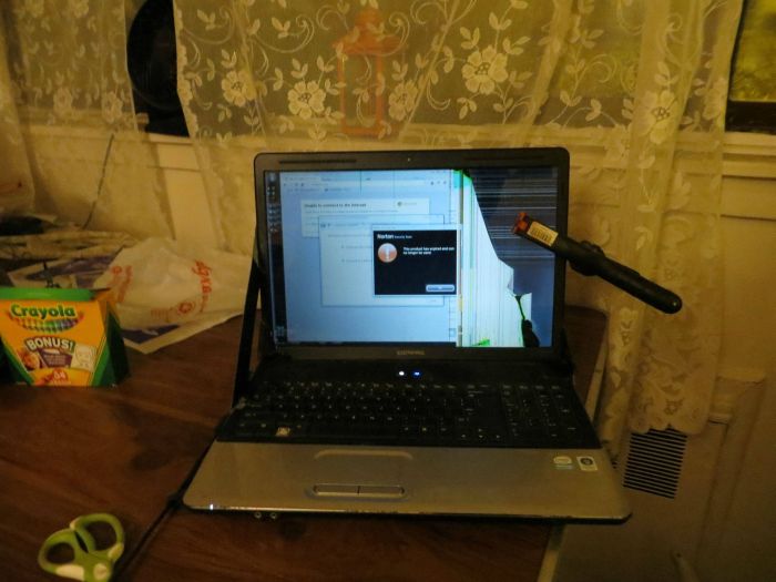 Broken Computers (46 pics)