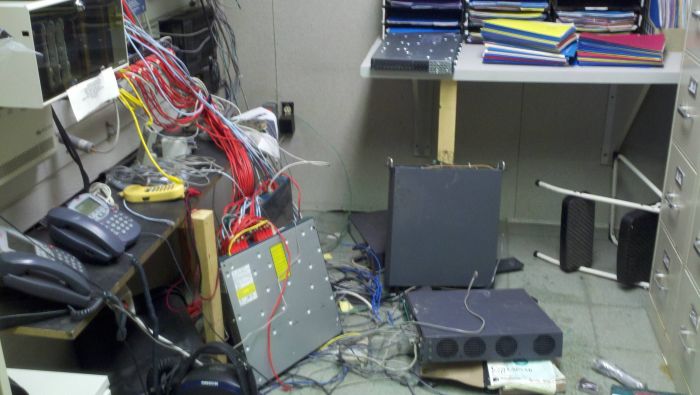 Broken Computers (46 pics)