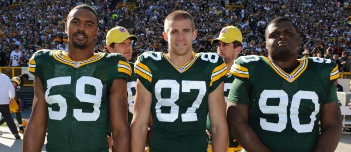 Aaron Rodgers, Master Photobomber (30 pics)