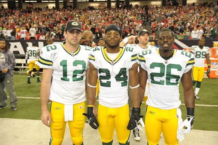 Aaron Rodgers, Master Photobomber (30 pics)