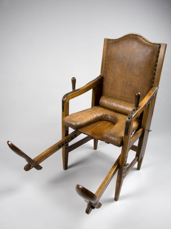 European Parturition Chairs, 1501-1800 (11 pics)