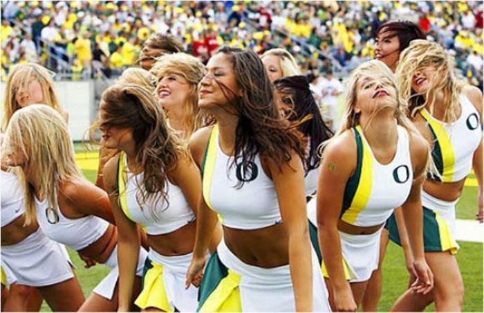 Oregon Cheerleaders (93 pics)