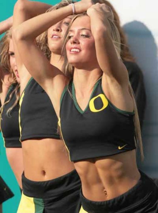 Photos of cute Oregon cheerleaders. 
