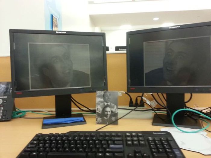 Caging People at Work (14 pics)