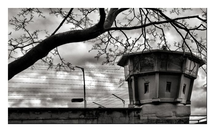 Berlin-Hohenschönhausen Stasi Prison (38 pics)