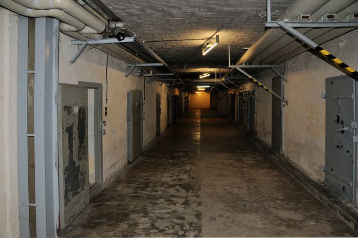 Berlin-Hohenschönhausen Stasi Prison (38 pics)