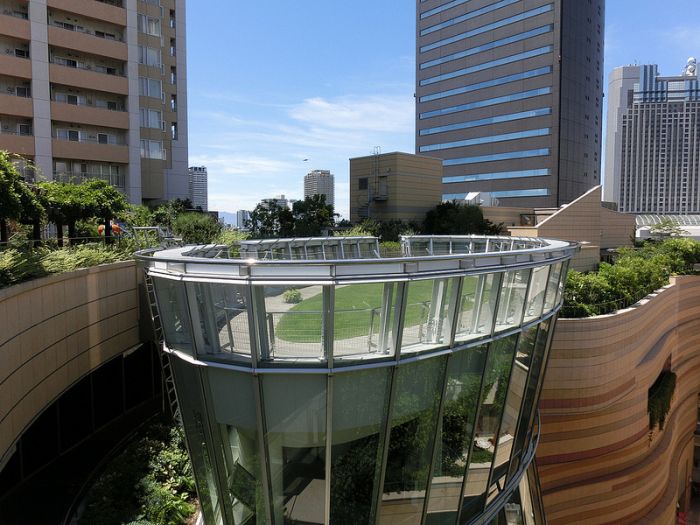 Rooftop Park in Osaka, Japan (14 pics)