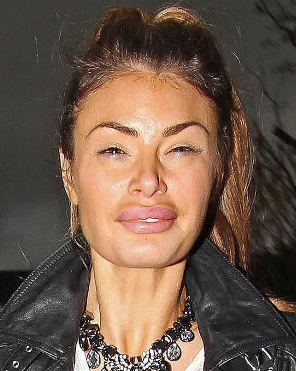 Chloe Sims Without Makeup (4 pics)