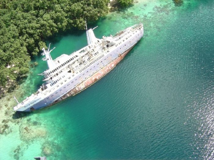 abandoned cruise ship google maps