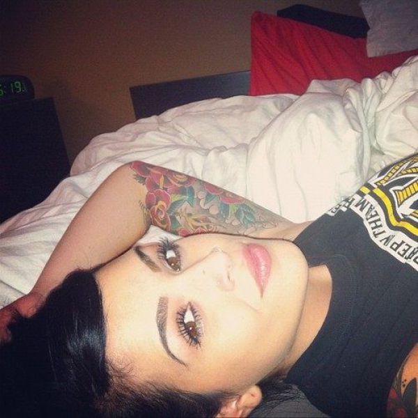 Hot Girls with Tattoos (50 pics)