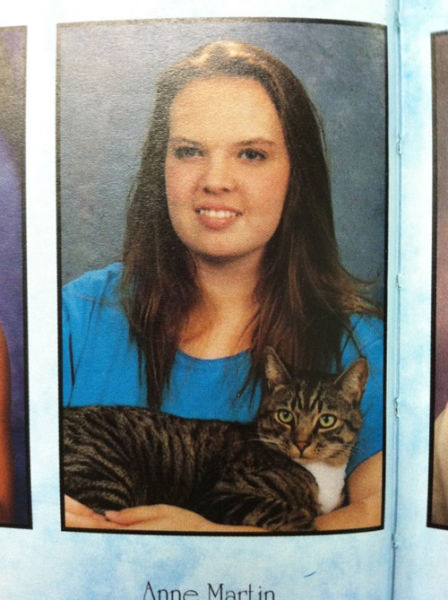 Classic Yearbook Photo Moments (20 pics)