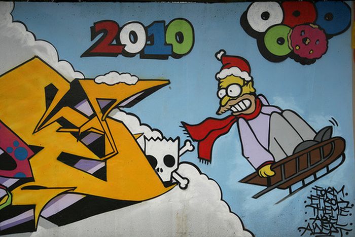 The Simpsons Street Art (28 pics)