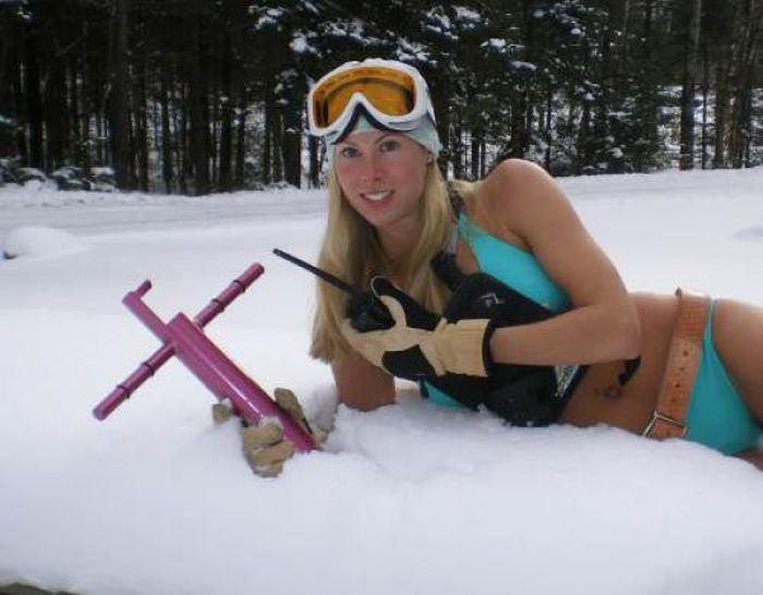 Sexy Ski Girls (75 pics)