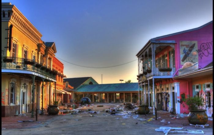 Abandoned Six Flags in New Orleans. Part 2 (73 pics)