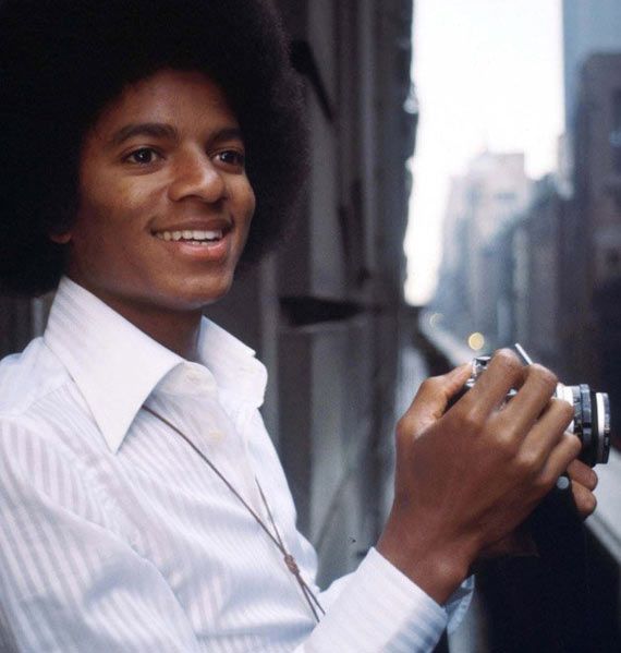 This is How Michael Jackson Has Changed (16 pics)