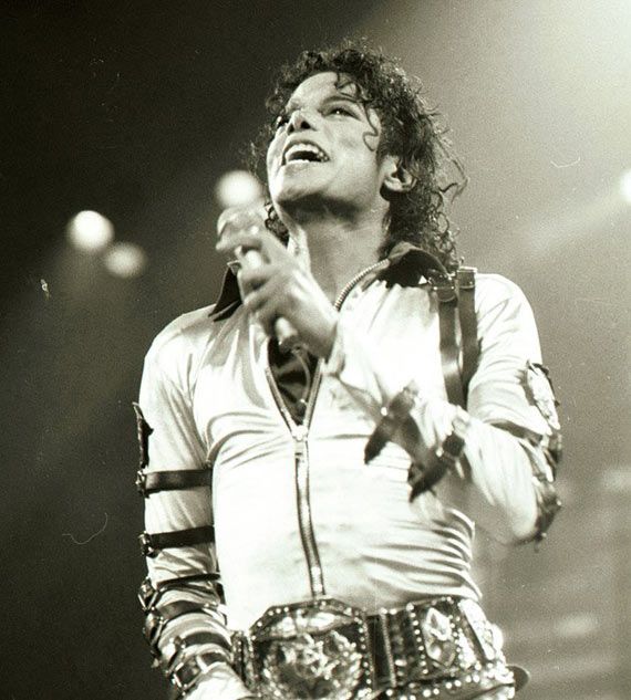 This is How Michael Jackson Has Changed (16 pics)