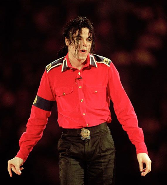 This is How Michael Jackson Has Changed (16 pics)