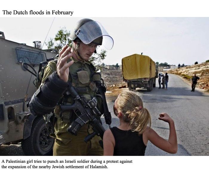 Selection of the Most Powerful Images Of 2012 (42 pics)