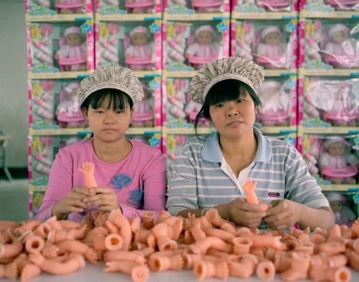 Chinese Toy Factories (33 pics)