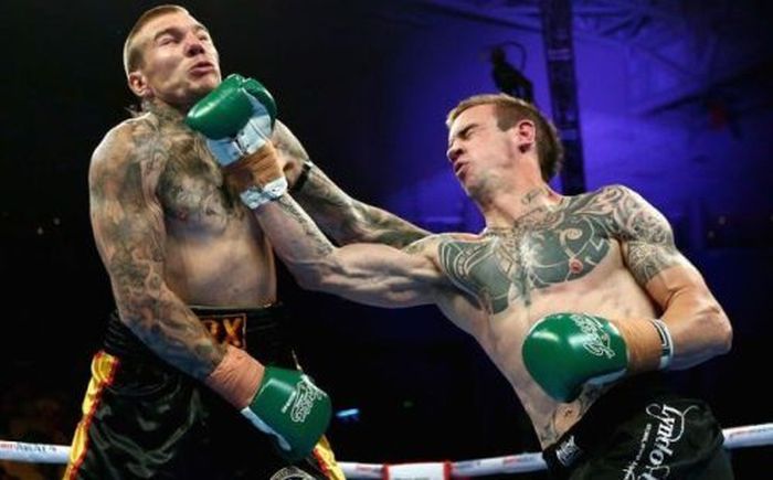 Perfectly Timed Sports Photos (40 pics)