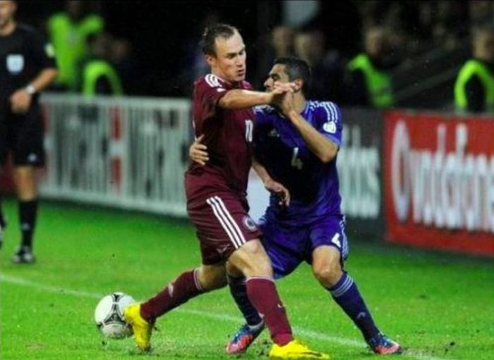 Perfectly Timed Sports Photos (40 pics)