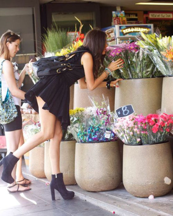 Girls with Beautiful Legs (40 pics)