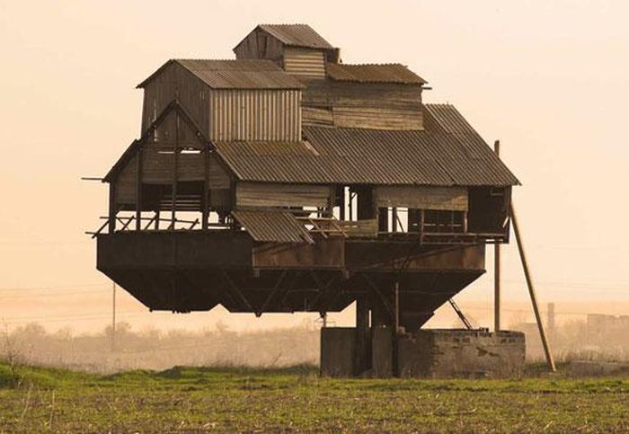 These Pictures Defy the Laws of Physics (34 pics)