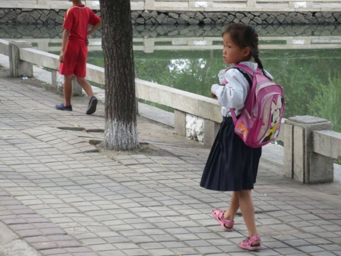 Visiting North Korea (44 pics)