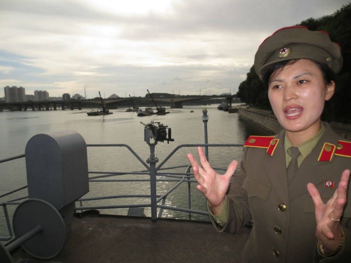Visiting North Korea (44 pics)