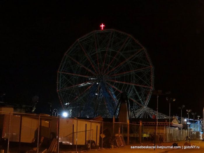 Coney Island 40 Days After Hurricane Sandy (50 pics)