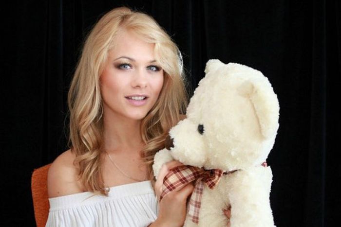 Beautiful Girls (42 pics)