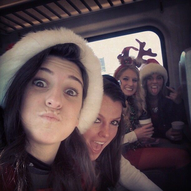 The Duck Faces Of SantaCon (24 pics)