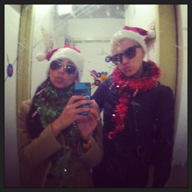 The Duck Faces Of SantaCon (24 pics)