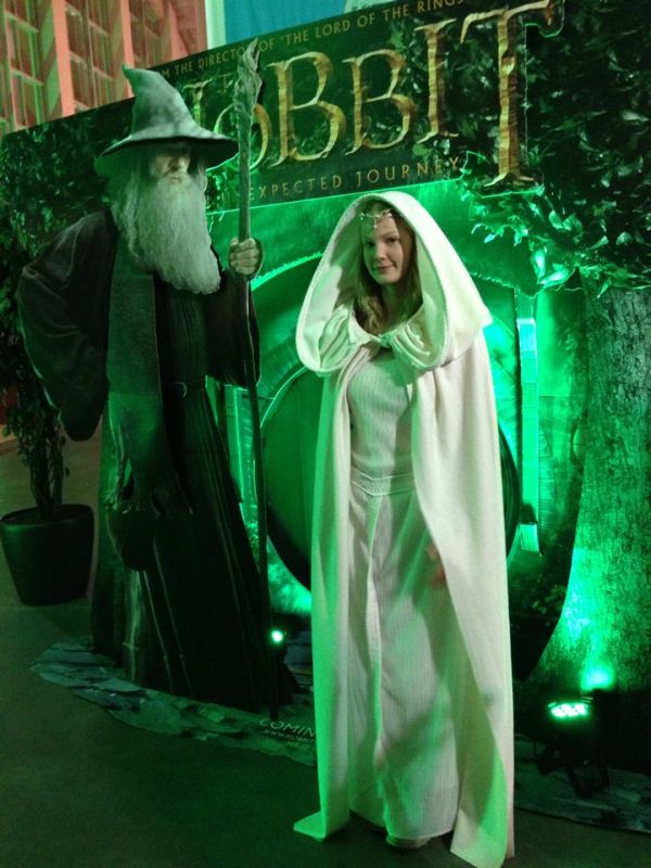 Costume for The Hobbit Premier (7 pics)