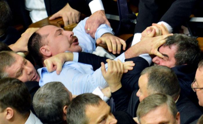 Fighting in the Parliaments (25 pics) Fighting in the Parliaments (25 pics)