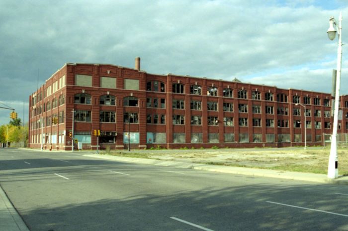 Abandoned Places of Detroit (65 pics)