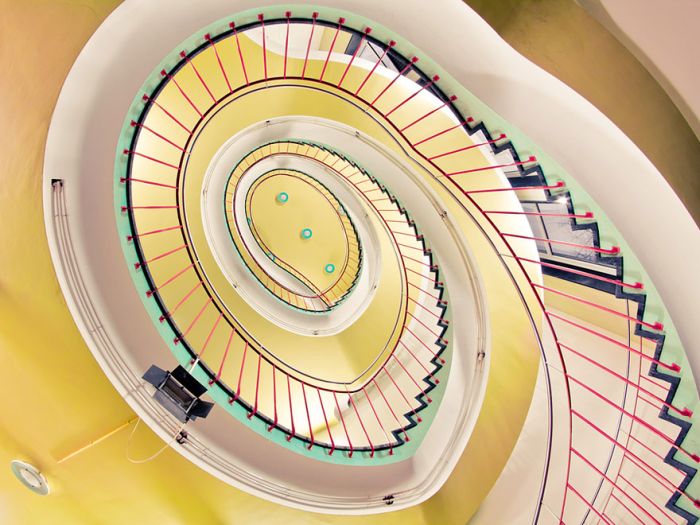 Spiral Staircase Photos (20 pics) Spiral Staircase Photos (20 pics)