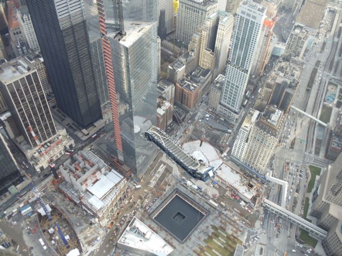 Escalator for WTC (10 pics)