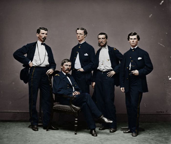 Historic Photos Rendered in Colors (20 pics)