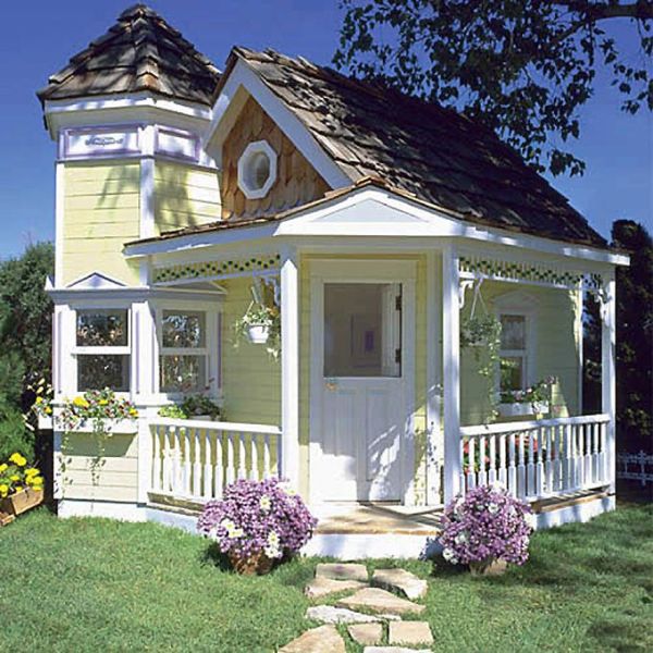 Playhouse for Suri Cruise (9 pics)