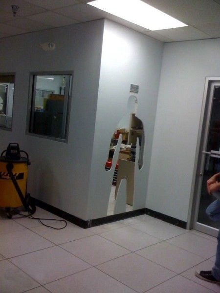Cool Office Prank (5 pics)