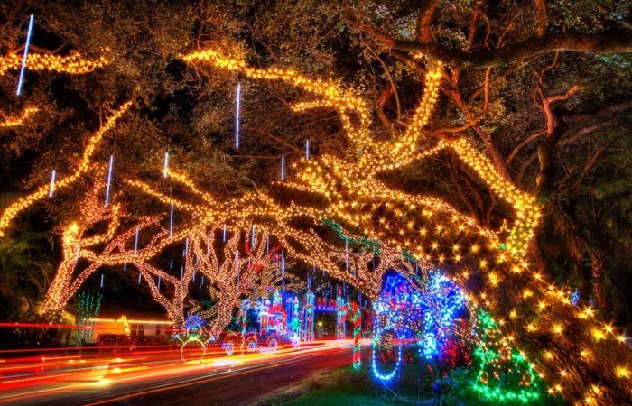 Beautiful Christmas Lights (68 pics)