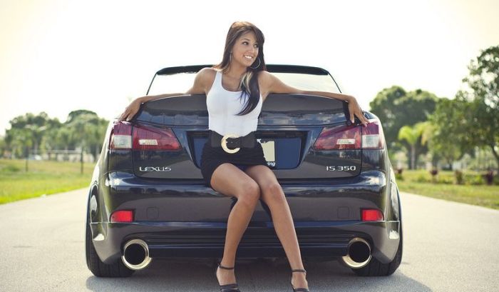 Girls and Cars (80 pics)