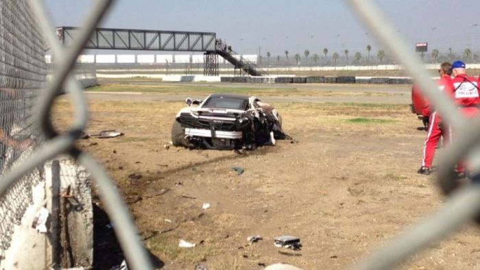 Wrecked Supercars (43 pics)
