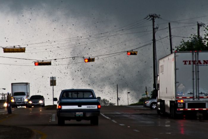 The Texas Tornado (18 pics)