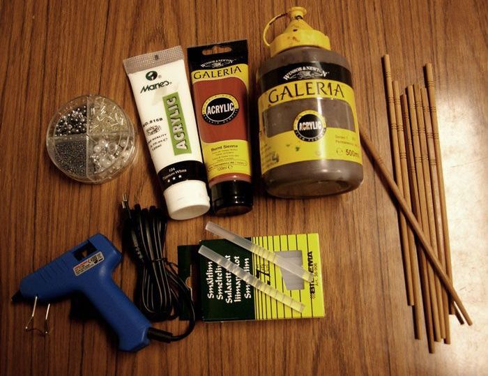DIY Harry Potter Style Wands (12 pics)