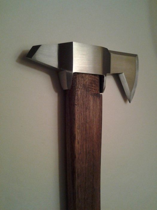 New Life of an Old Hatchet (11 pics)