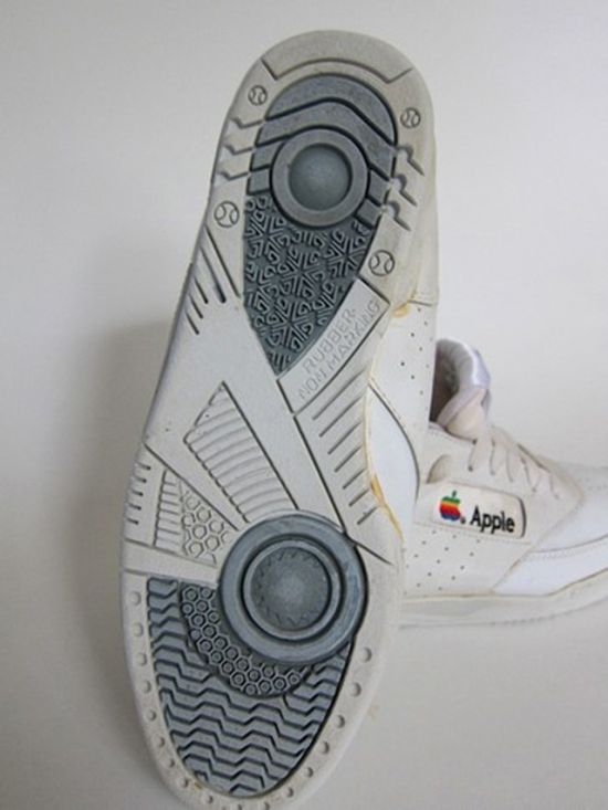 Apple Sneakers (5 pics)