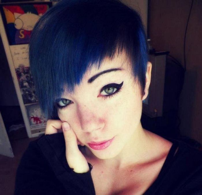 Emo Girls (40 pics)