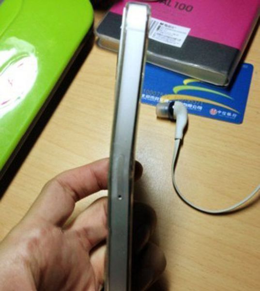iPhone 5 Can Bent (8 pics)